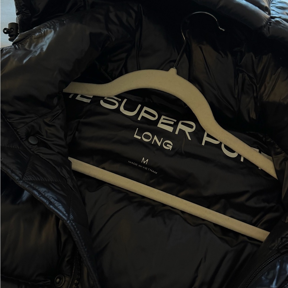 Aritzia Super Puff Long Hi-Gloss Black – Size M – Like New – Retail $375 - Picture 2 of 4